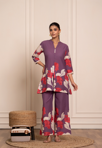 Vibrant Lavender Ensemble with Red Blossoms & Off-White Leaf Motifs
