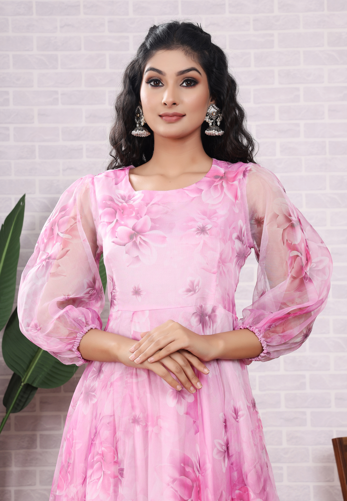 Soft Organza, Bold Florals A Symphony of Style and Comfort