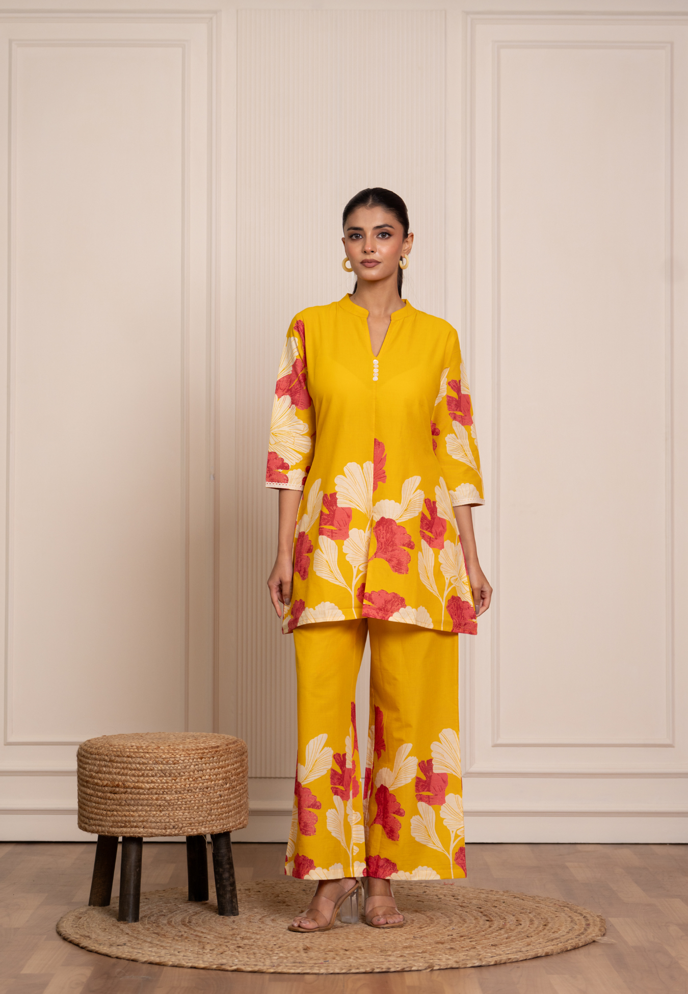 Effortless Style in Mustard & Pink Blooms
