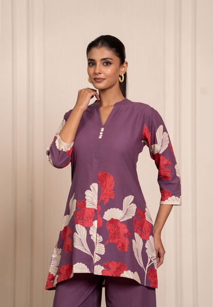 Vibrant Lavender Ensemble with Red Blossoms & Off-White Leaf Motifs