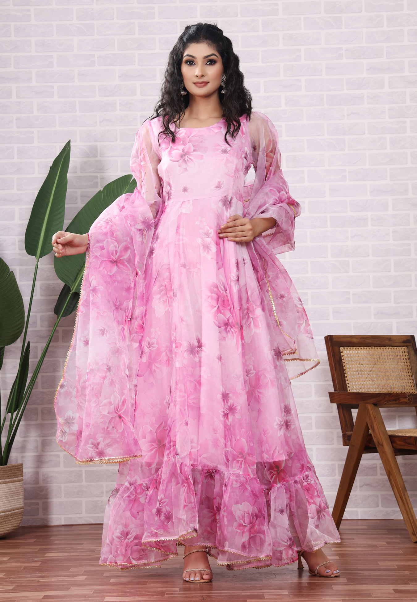 Soft Organza, Bold Florals A Symphony of Style and Comfort
