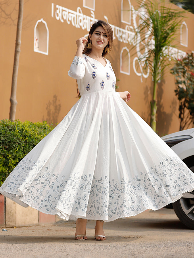 Blooming Hand Block Printed Cotton Kurta Set.